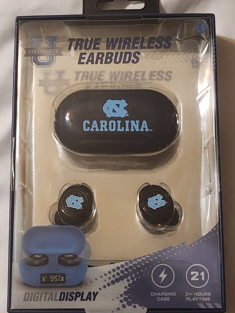 Tarheels True Wireless Earbuds in Black and Light Blue